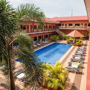 3* Hotel Road