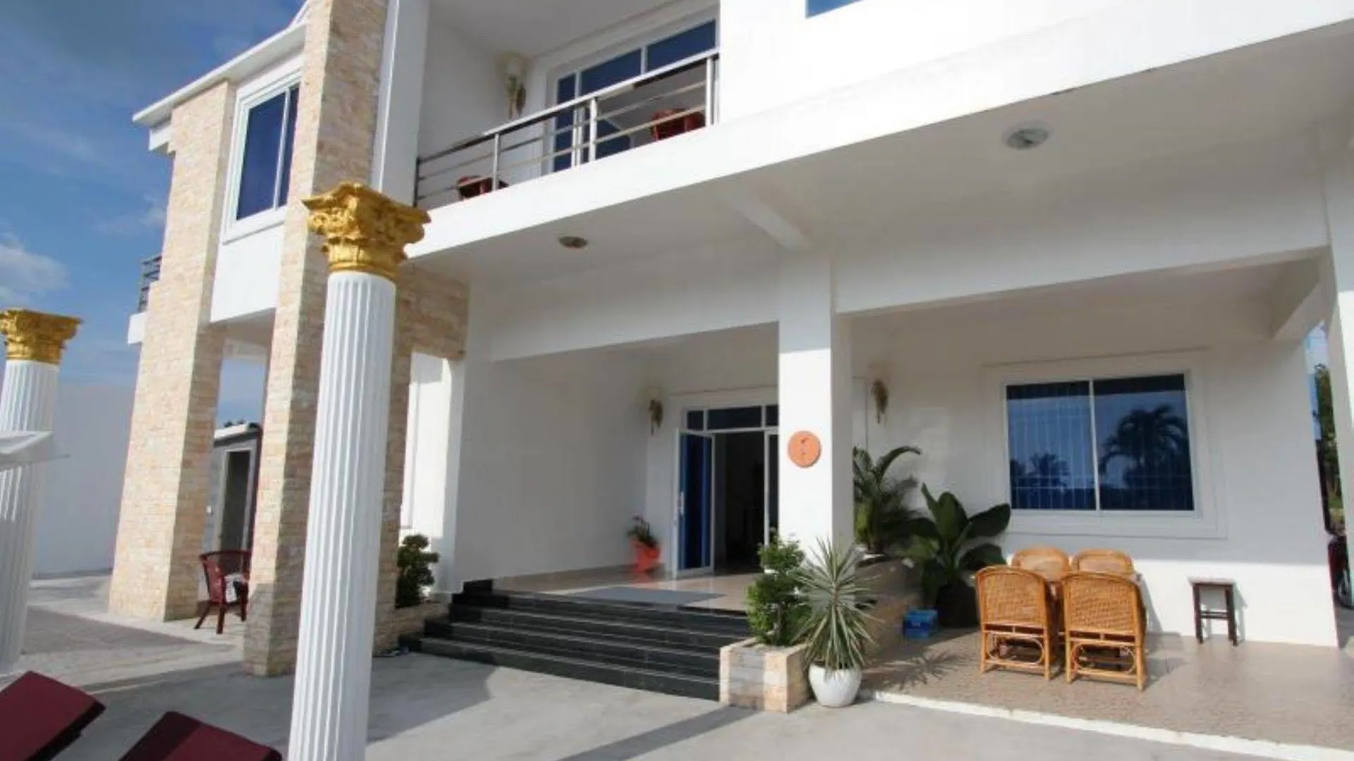 Bennys Boutique Hotel Sihanoukville 3*,  Cambodia